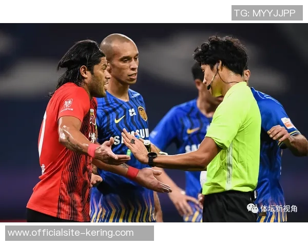 上港与横滨激战正酣精彩直播尽在眼前不容错过